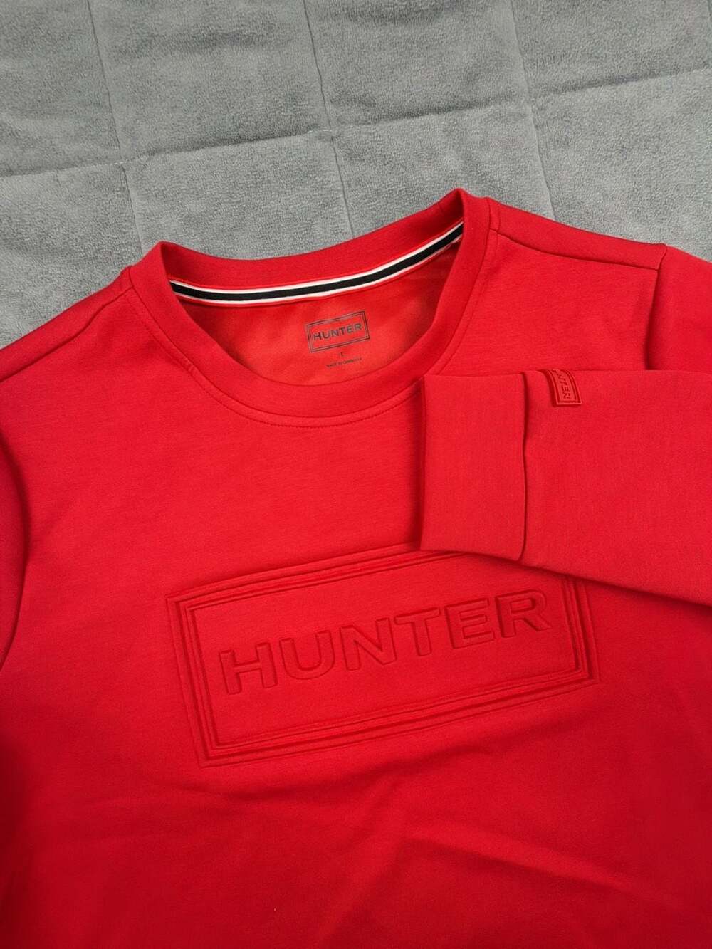 Hunter Red Embossed Logo Sweatshirt Size L
